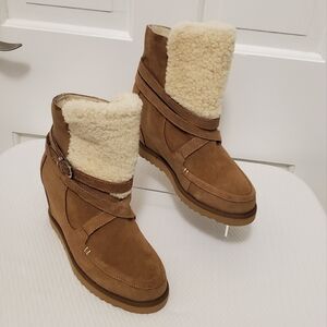 Atwell Crawford Wedge Booties Size 8, Casual, Stylish, Warm, Light Brown